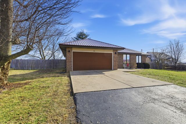 522 S Division Street, Seymour, MO 65746