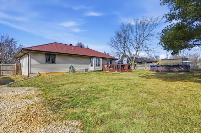 522 S Division Street, Seymour, MO 65746