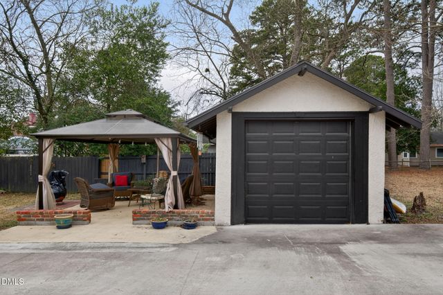 1007 Nash NW Street, Wilson, NC 27893