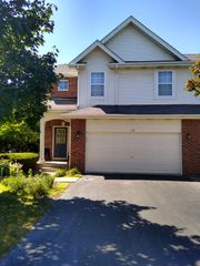 754 River Walk Drive, Wheeling, IL 60090