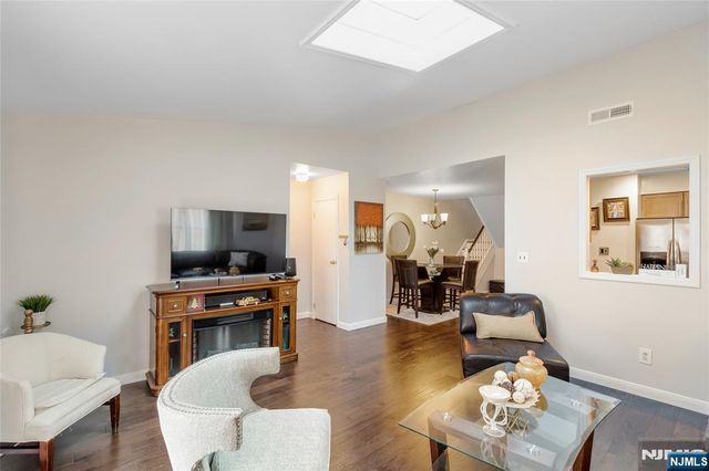 6405 Liberty Avenue 5J, North Bergen, NJ 07047