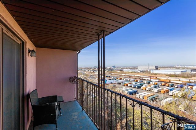6405 Liberty Avenue 5J, North Bergen, NJ 07047