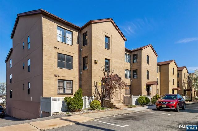 6405 Liberty Avenue 5J, North Bergen, NJ 07047