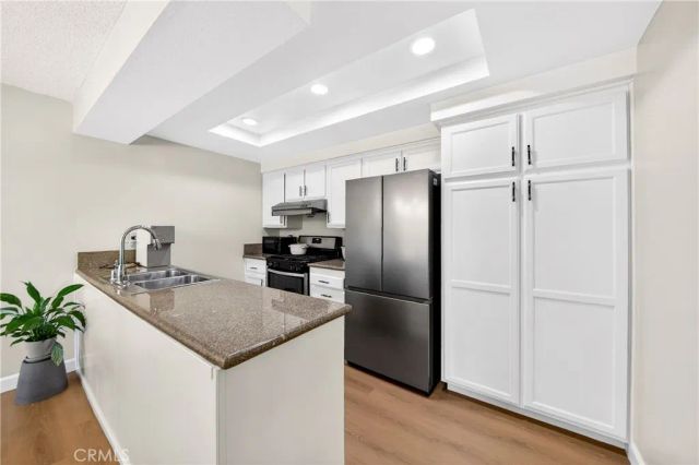 1525 Walnut Leaf 211, Walnut, CA 91789
