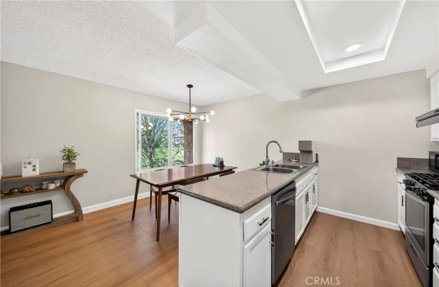 1525 Walnut Leaf 211, Walnut, CA 91789