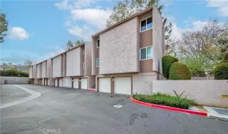 1525 Walnut Leaf 211, Walnut, CA 91789