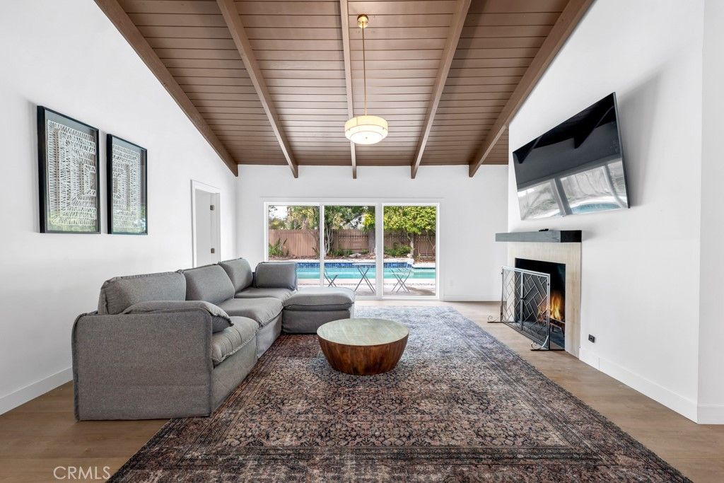 23611 Ladrillo Street, Woodland Hills, CA 91367 — exterior