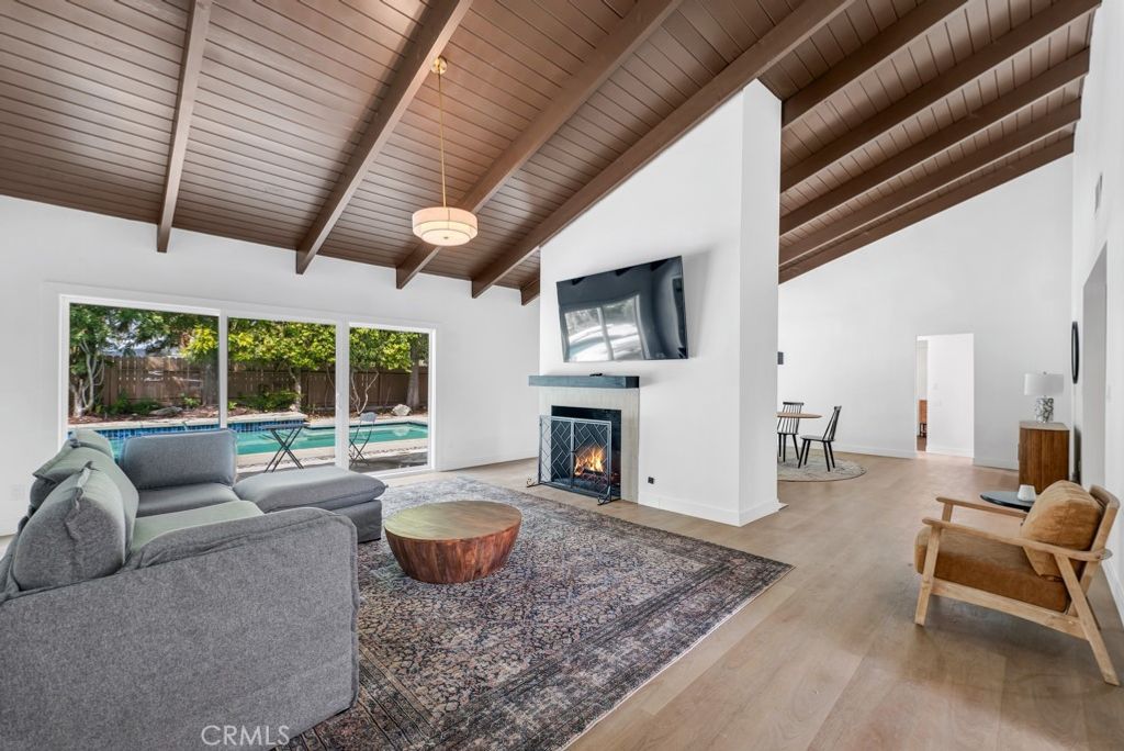 23611 Ladrillo Street, Woodland Hills, CA 91367 — photo 4