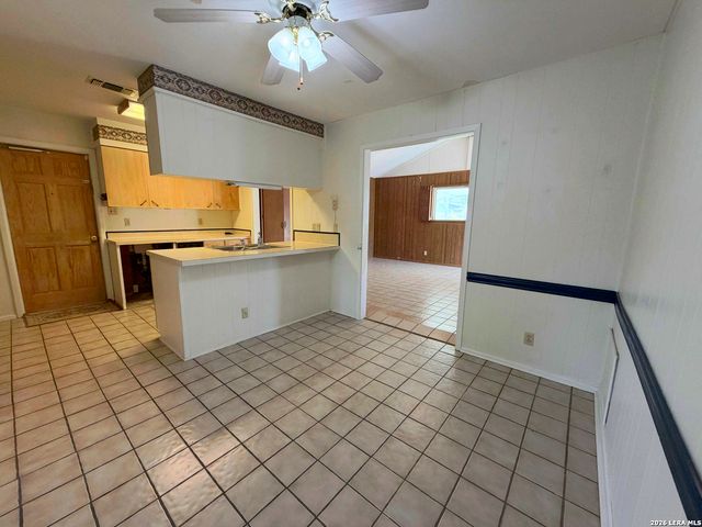 201 Avenue D, Converse, TX 78109