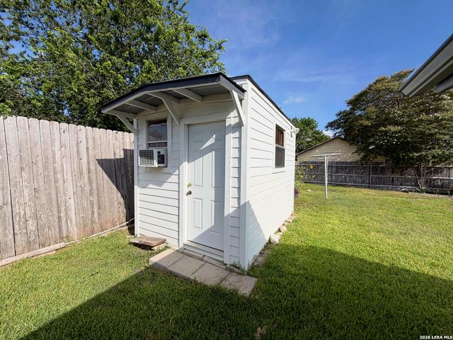 201 Avenue D, Converse, TX 78109