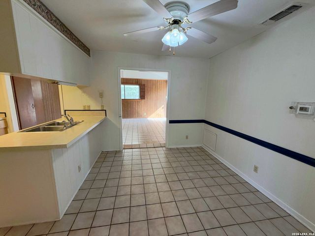 201 Avenue D, Converse, TX 78109