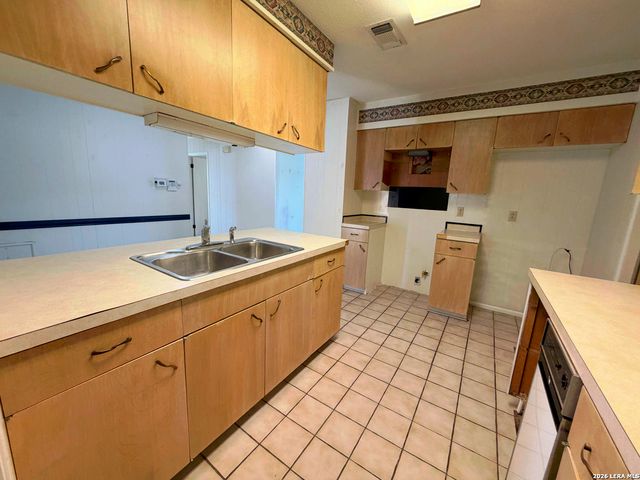 201 Avenue D, Converse, TX 78109