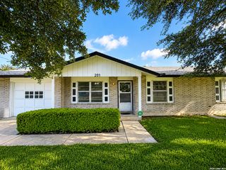 201 Avenue D, Converse, TX 78109