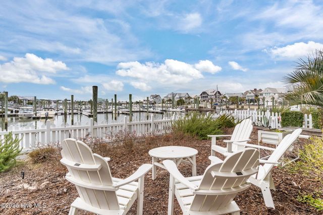 43 Transom Row, Bald Head Island, NC 28461