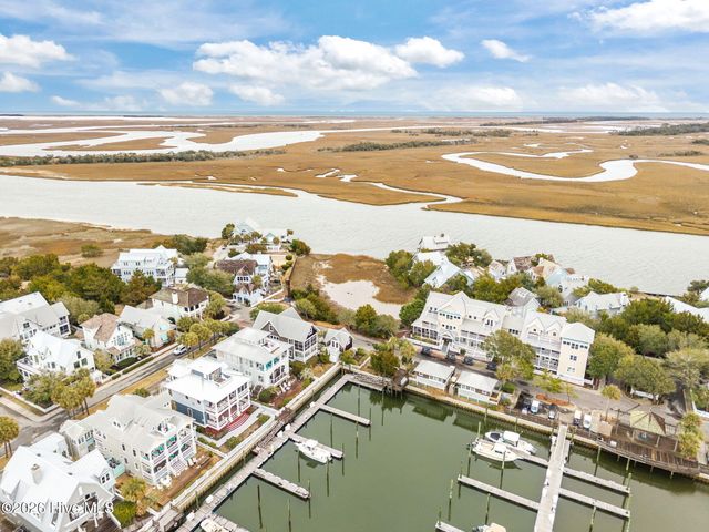 43 Transom Row, Bald Head Island, NC 28461