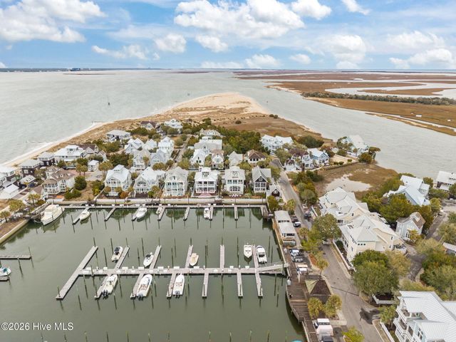 43 Transom Row, Bald Head Island, NC 28461