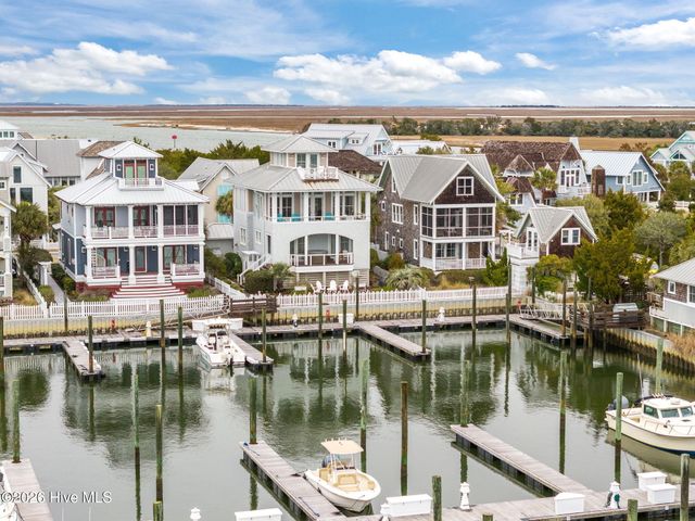 43 Transom Row, Bald Head Island, NC 28461