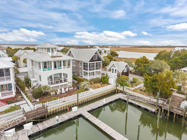 43 Transom Row, Bald Head Island, NC 28461