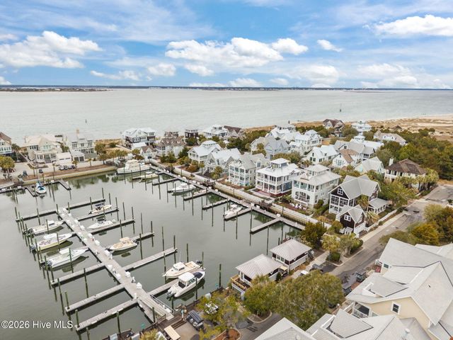 43 Transom Row, Bald Head Island, NC 28461