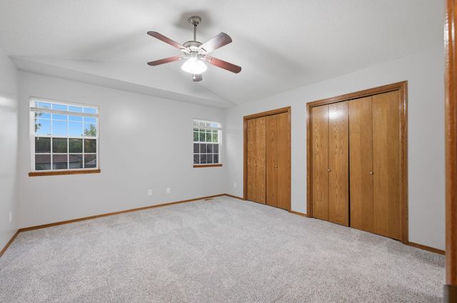 1721 N Redbarn Cir, Wichita, KS 67212
