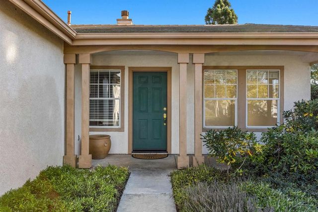 453 Shadow Tree Drive, Oceanside, CA 92058