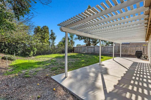 453 Shadow Tree Drive, Oceanside, CA 92058