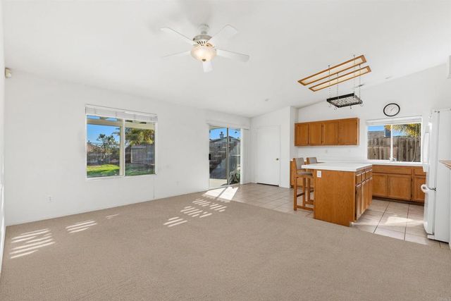 453 Shadow Tree Drive, Oceanside, CA 92058