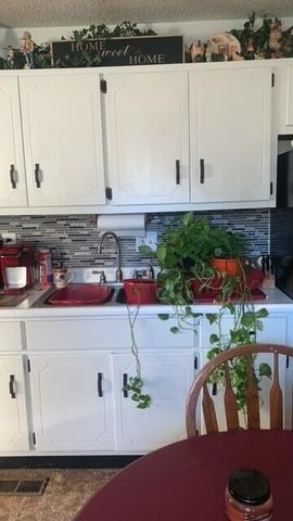 14 Old Jenson Hollow Road, Pineville, KY 40977