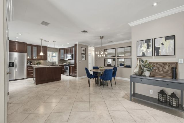 4310 NE 15th Way, Oakland Park, FL 33334