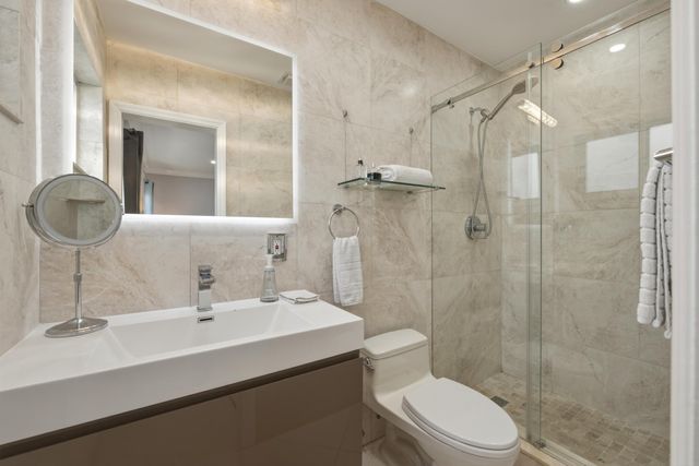 4310 NE 15th Way, Oakland Park, FL 33334