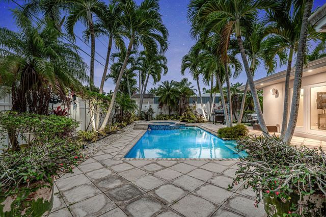 4310 NE 15th Way, Oakland Park, FL 33334