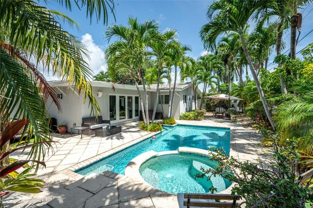 4310 NE 15th Way, Oakland Park, FL 33334
