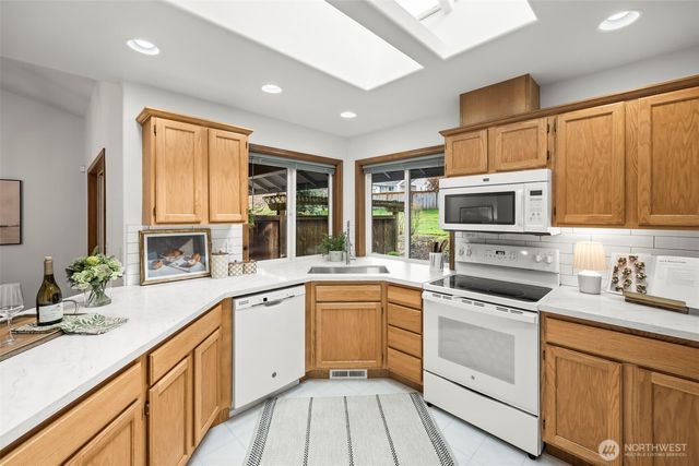 5203 53rd Street W, University Place, WA 98467