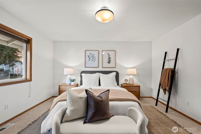 5203 53rd Street W, University Place, WA 98467