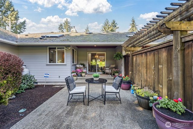 5203 53rd Street W, University Place, WA 98467