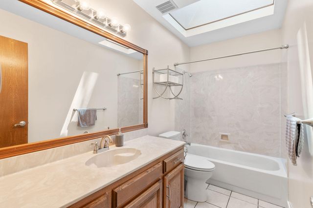 2249 E Cragmont Street, Springfield, MO 65804
