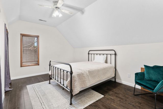 2249 E Cragmont Street, Springfield, MO 65804