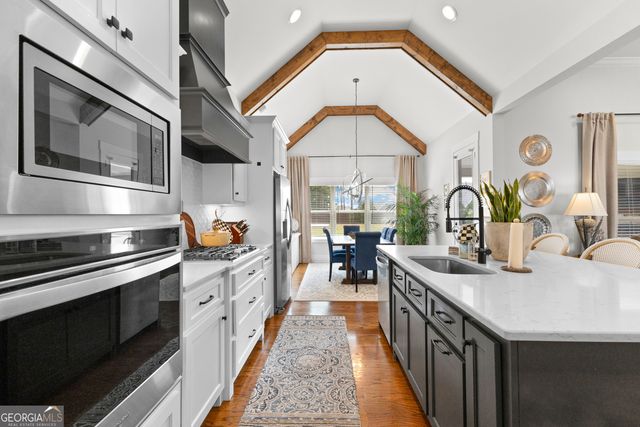 21 Waterview Circle, Newnan, GA 30263