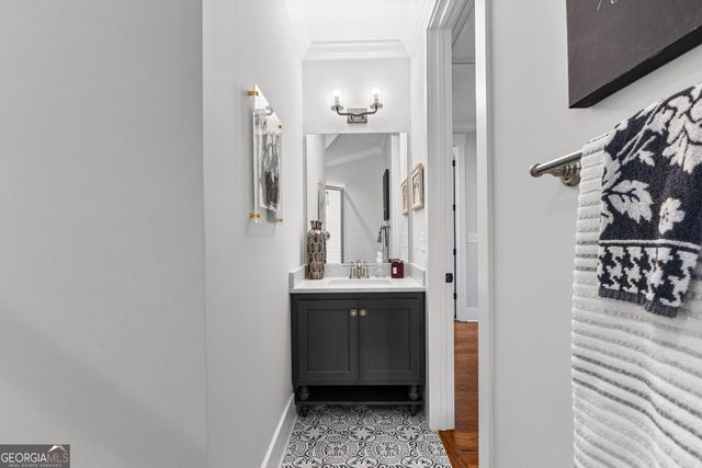 21 Waterview Circle, Newnan, GA 30263