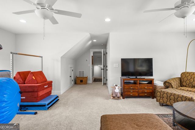 21 Waterview Circle, Newnan, GA 30263