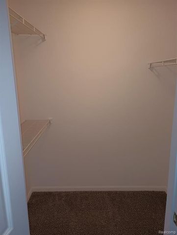 30653 Hidden Pines Lane 108, Roseville, MI 48066