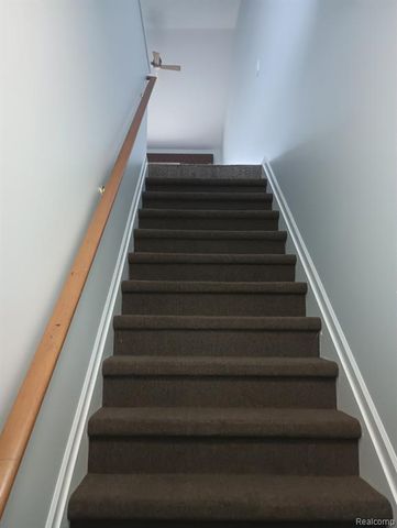 30653 Hidden Pines Lane 108, Roseville, MI 48066