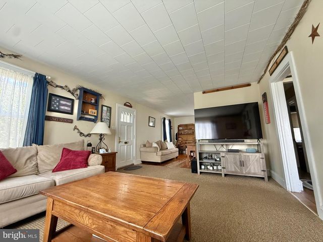 645 N 5TH ST, Hamburg, PA 19526