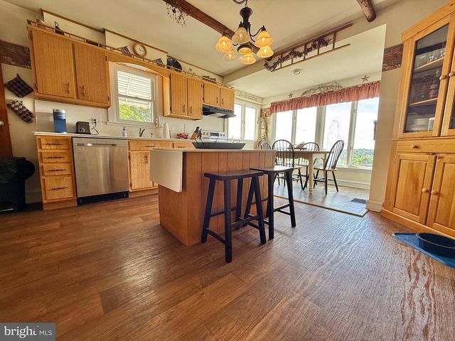 645 N 5TH ST, Hamburg, PA 19526