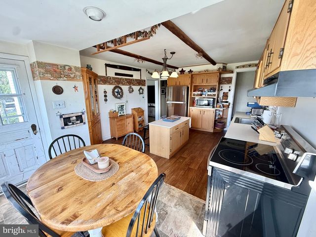 645 N 5TH ST, Hamburg, PA 19526