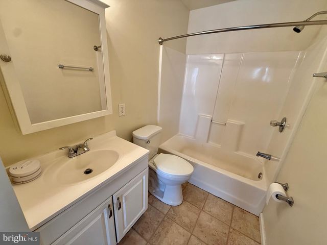 645 N 5TH ST, Hamburg, PA 19526