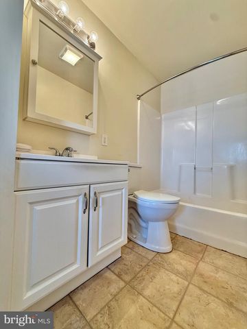 645 N 5TH ST, Hamburg, PA 19526