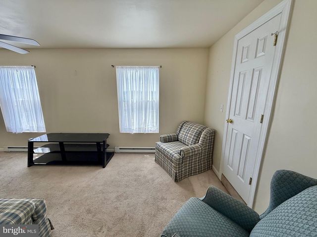 645 N 5TH ST, Hamburg, PA 19526