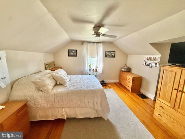 645 N 5TH ST, Hamburg, PA 19526