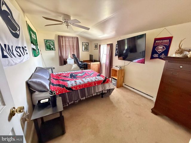 645 N 5TH ST, Hamburg, PA 19526